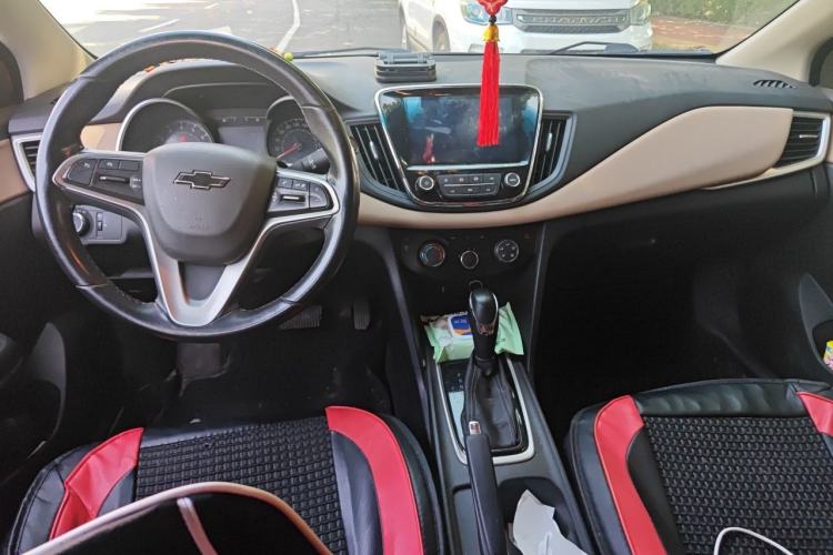 Used Chevrolet Monza 2020 320 Automatic Enjoyment Edition Center Console