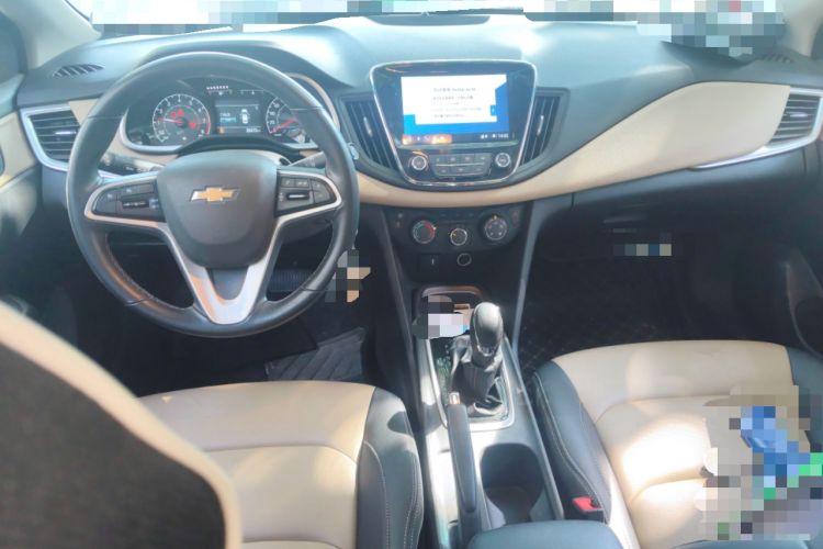 Used Chevrolet Monza 2020 320 Automatic Enjoyment Edition Center Console