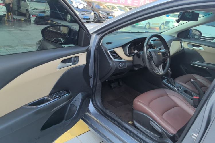 Used Chevrolet Monza 2020 320 Automatic Enjoyment Edition Driver Seat