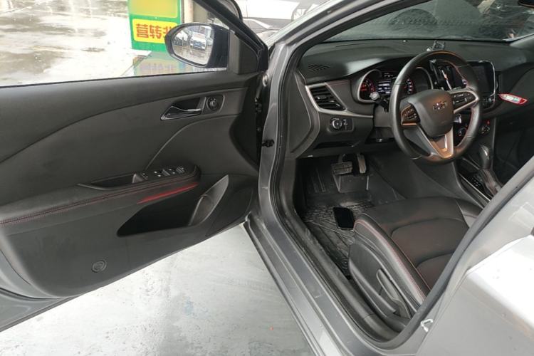 Used Chevrolet Monza 2020 Light Hybrid RS 330T Automatic Comfort Edition Driver Seat