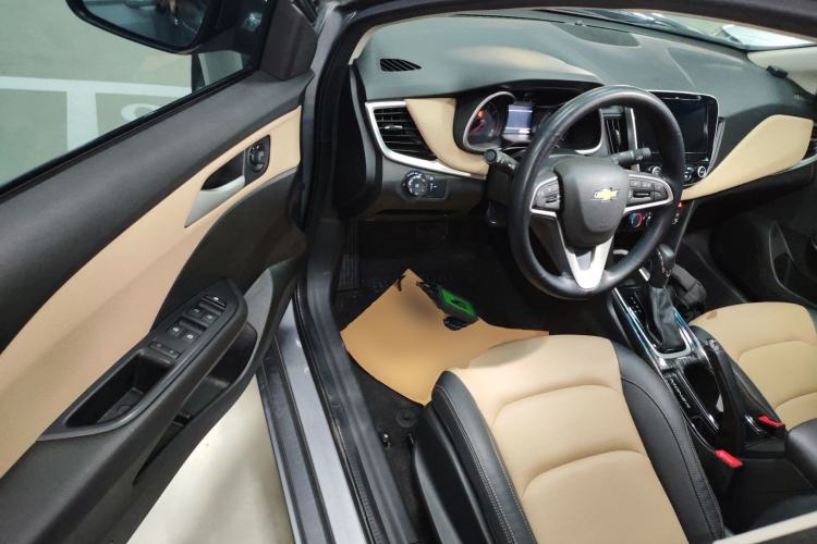 Used Chevrolet Monza 2020 320 Automatic Enjoyment Edition Driver Seat