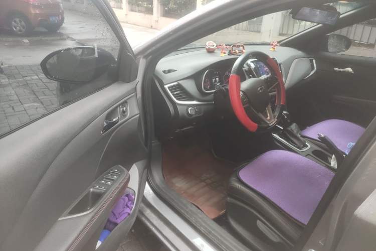 Used Chevrolet Monza 2020 Light Hybrid RS 330T Automatic Comfort Edition Driver Seat