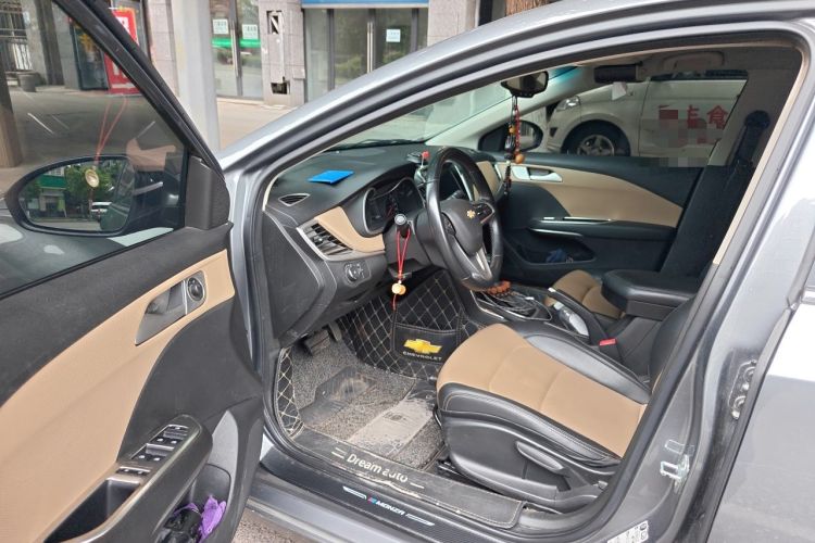 Used Chevrolet Monza 2020 320 Automatic Enjoyment Edition Driver Seat
