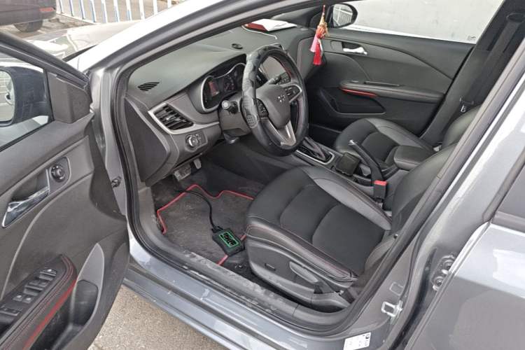 Used Chevrolet Monza 2020 Light Hybrid RS 330T Automatic Thrill Edition Driver Seat