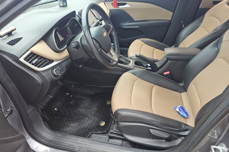 Used Chevrolet Monza 2020 320 Automatic Enjoyment Edition Driver Seat