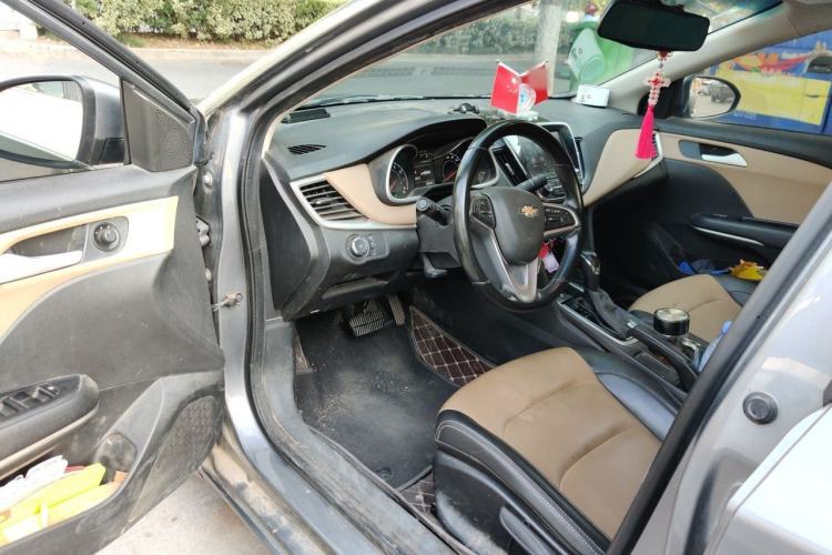Used Chevrolet Monza 2020 320 Automatic Enjoyment Edition Driver Seat