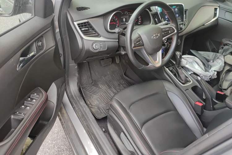 Used Chevrolet Monza 2020 Light Hybrid RS 330T Automatic Comfort Edition Driver Seat