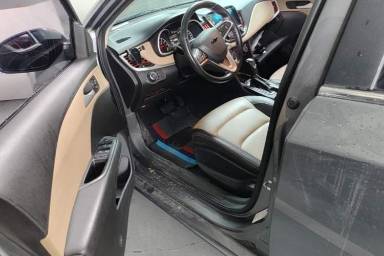 Used Chevrolet Monza 2020 320 Automatic Enjoyment Edition Driver Seat
