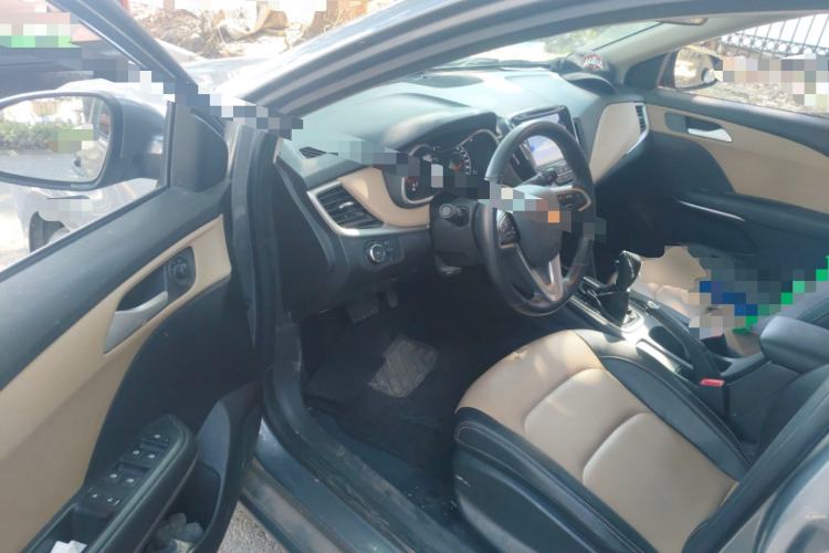 Used Chevrolet Monza 2020 320 Automatic Enjoyment Edition Driver Seat