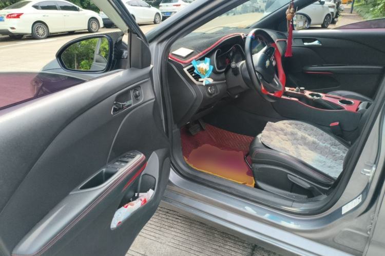 Used Chevrolet Monza 2020 Light Hybrid RS 330T Automatic Comfort Edition Driver Seat