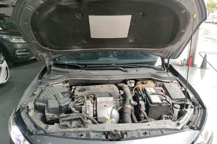 Used Chevrolet Monza 2020 Light Hybrid RS 330T Automatic Comfort Edition Engine Bay