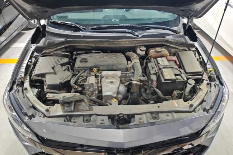 Used Chevrolet Monza 2020 Light Hybrid RS 330T Automatic Comfort Edition Engine Bay
