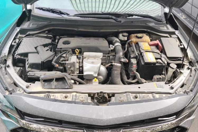 Used Chevrolet Monza 2020 Light Hybrid RS 330T Automatic Comfort Edition Engine Bay