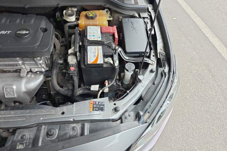 Used Chevrolet Monza 2020 320 Automatic Enjoyment Edition Engine Bay Left