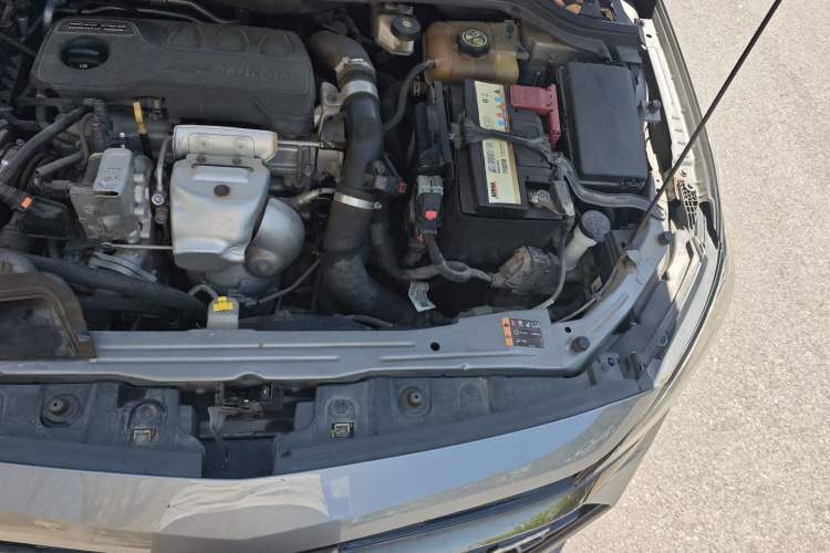 Used Chevrolet Monza 2020 Light Hybrid RS 330T Automatic Comfort Edition Engine Bay Left