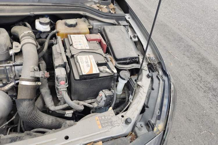 Used Chevrolet Monza 2020 Light Hybrid RS 330T Automatic Comfort Edition Engine Bay Left