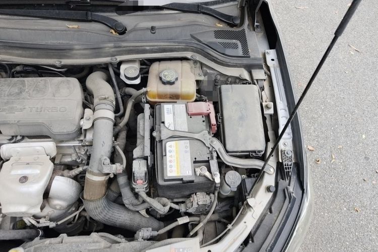 Used Chevrolet Monza 2020 Light Hybrid RS 330T Automatic Comfort Edition Engine Bay Left