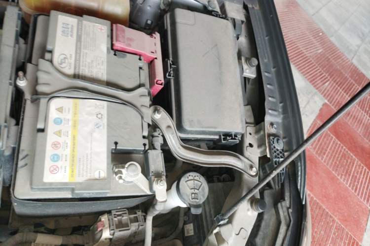 Used Chevrolet Monza 2020 320 Automatic Enjoyment Edition Engine Bay Left