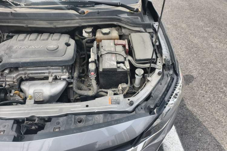 Used Chevrolet Monza 2020 320 Automatic Enjoyment Edition Engine Bay Left