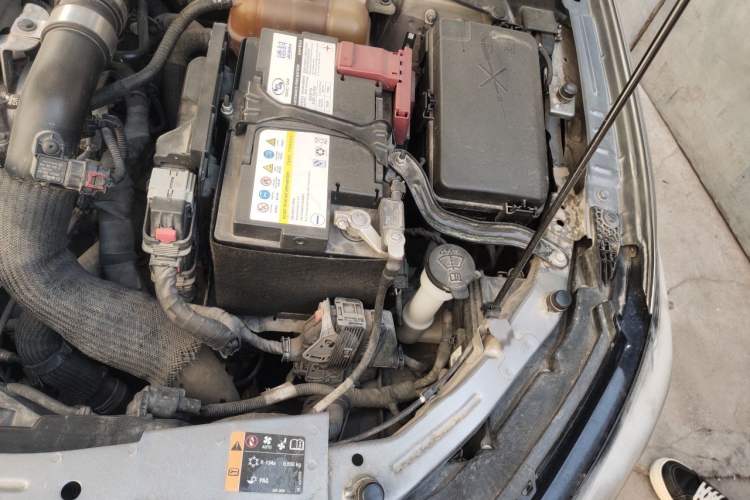 Used Chevrolet Monza 2020 Light Hybrid RS 330T Automatic Comfort Edition Engine Bay Left