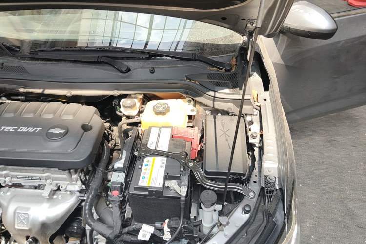 Used Chevrolet Monza 2020 320 Automatic Enjoyment Edition Engine Bay Left