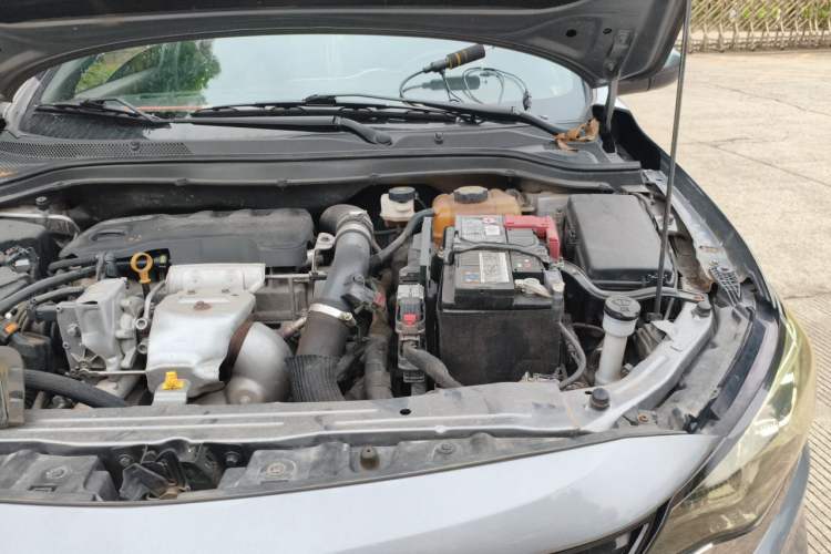 Used Chevrolet Monza 2020 Light Hybrid RS 330T Automatic Comfort Edition Engine Bay Left
