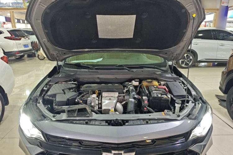 Used Chevrolet Monza 2020 Light Hybrid RS 330T Automatic Comfort Edition Engine Bay
