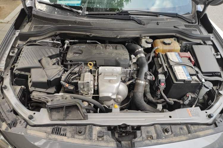 Used Chevrolet Monza 2020 Light Hybrid RS 330T Automatic Comfort Edition Engine Bay