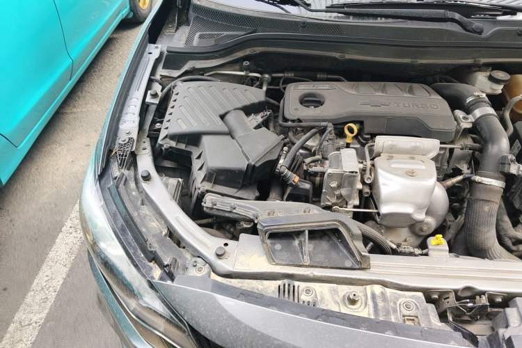 Used Chevrolet Monza 2020 Light Hybrid RS 330T Automatic Comfort Edition Engine Bay Right