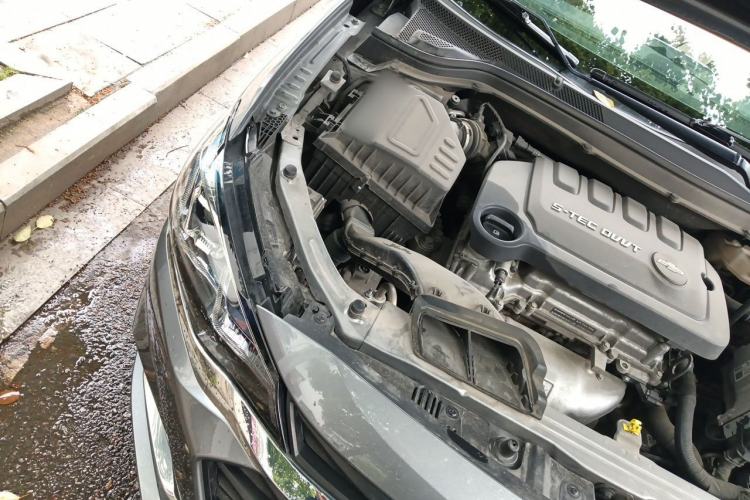 Used Chevrolet Monza 2020 320 Automatic Enjoyment Edition Engine Bay Right