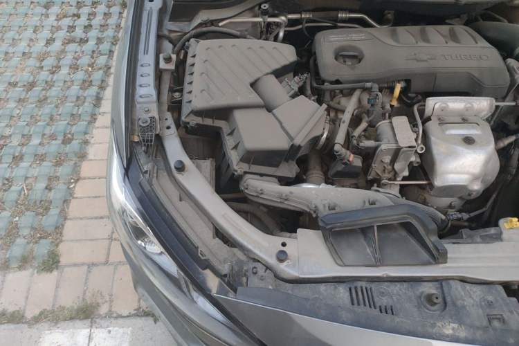 Used Chevrolet Monza 2020 Light Hybrid RS 330T Automatic Comfort Edition Engine Bay Right