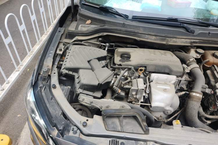 Used Chevrolet Monza 2020 Light Hybrid RS 330T Automatic Comfort Edition Engine Bay Right