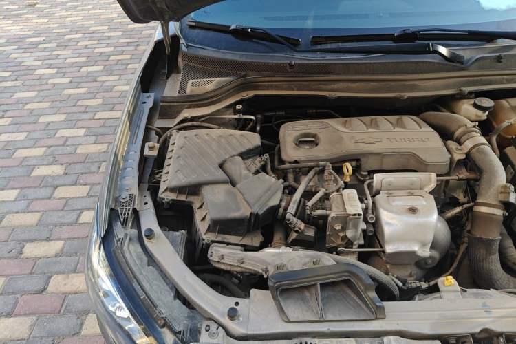 Used Chevrolet Monza 2020 Light Hybrid RS 330T Automatic Comfort Edition Engine Bay Right