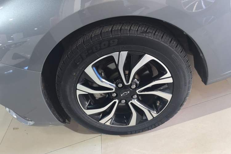 Used Chevrolet Monza 2020 Light Hybrid RS 330T Automatic Comfort Edition Exterior 1