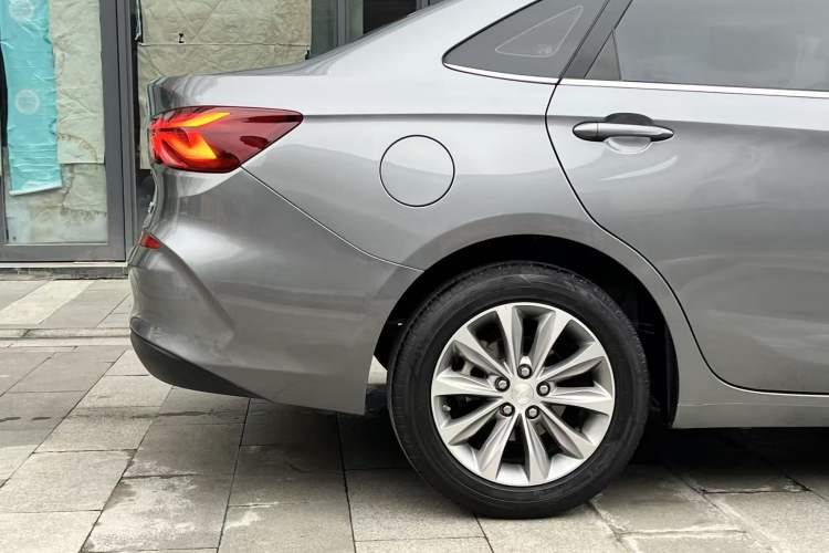 Used Chevrolet Monza 2020 320 Automatic Enjoyment Edition Exterior 5