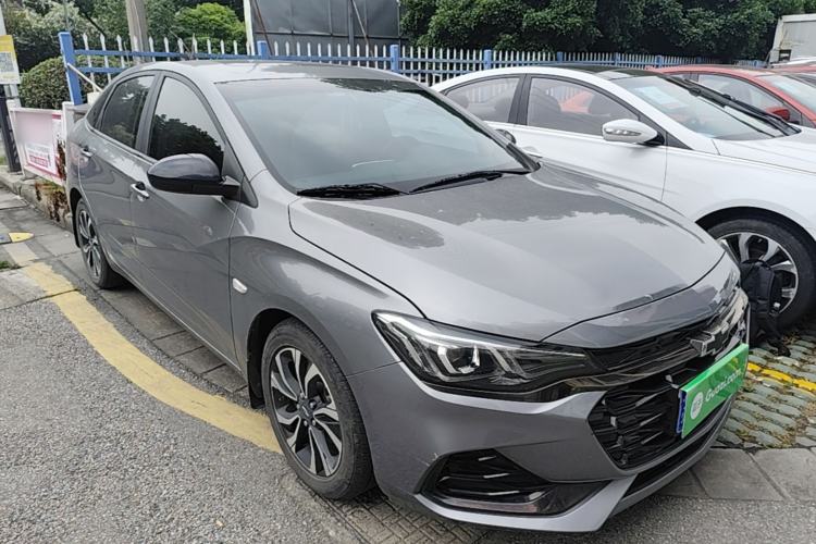 Used Chevrolet Monza 2020 Light Hybrid RS 330T Automatic Comfort Edition Front Right 45 Deg