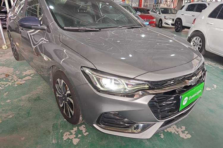 Used Chevrolet Monza 2020 Light Hybrid RS 330T Automatic Comfort Edition Front Right 45 Deg