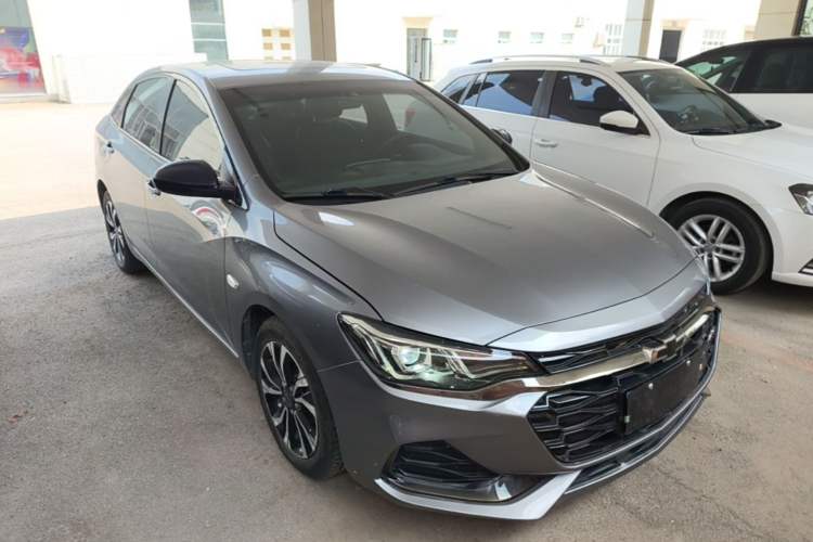 Used Chevrolet Monza 2020 Light Hybrid RS 330T Automatic Comfort Edition Front Right 45 Deg