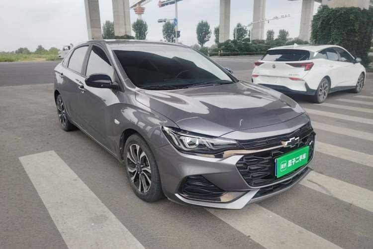 Used Chevrolet Monza 2020 Light Hybrid RS 330T Automatic Comfort Edition Front Right 45 Deg
