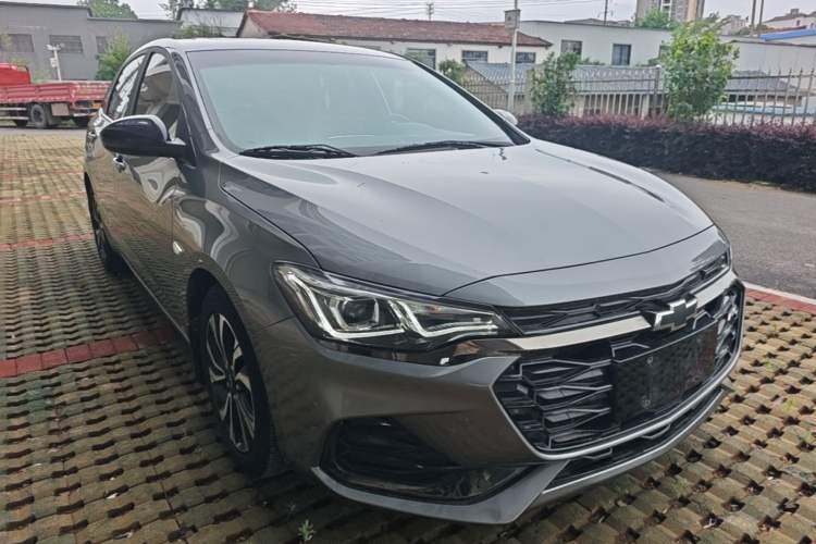 Used Chevrolet Monza 2020 Light Hybrid RS 330T Automatic Comfort Edition Front Right 45 Deg