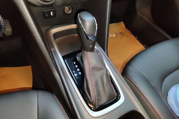 Used Chevrolet Monza 2020 Light Hybrid RS 330T Automatic Comfort Edition Gear Lever