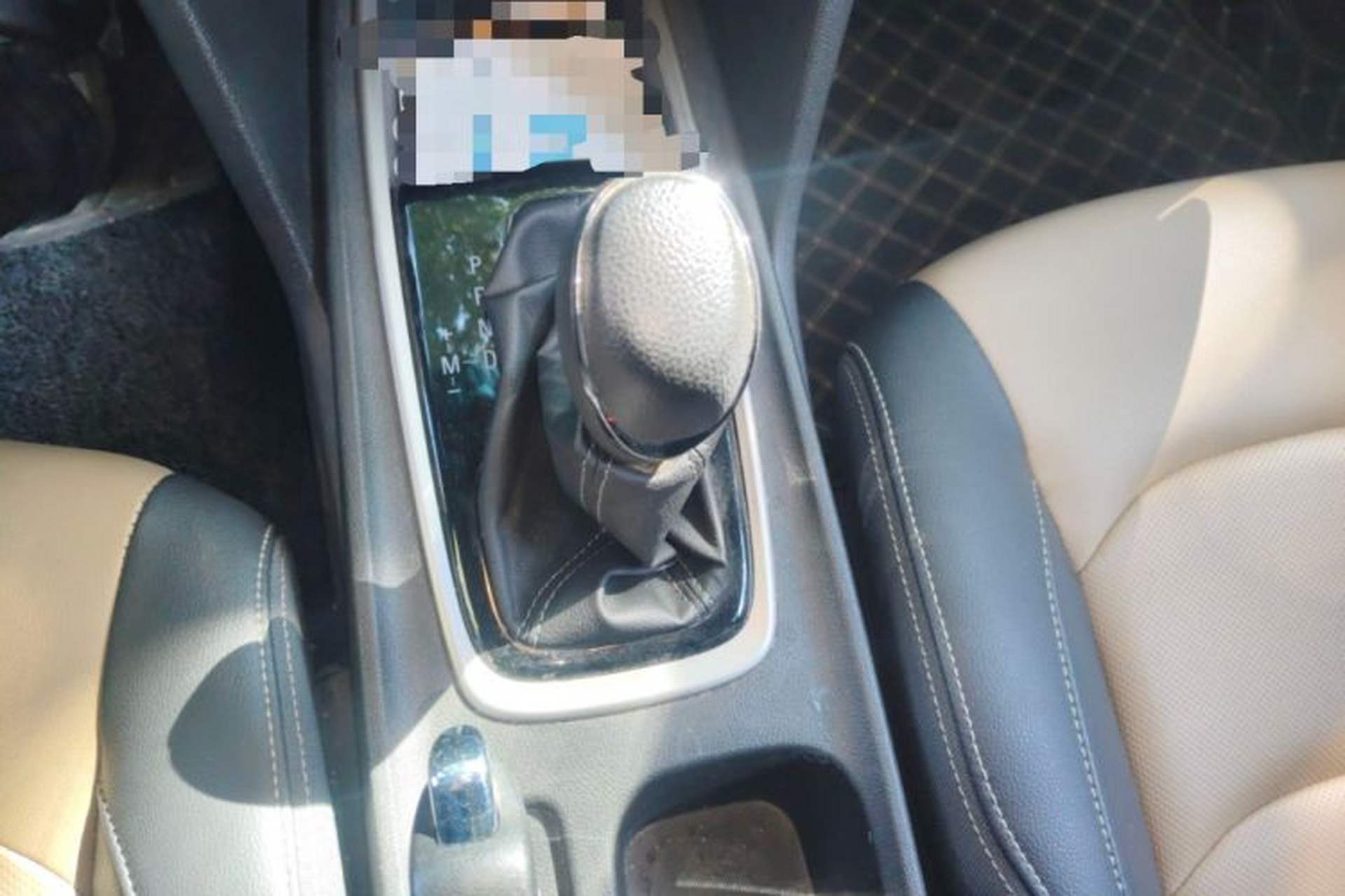 Used Chevrolet Monza 2020 320 Automatic Enjoyment Edition Gear Lever
