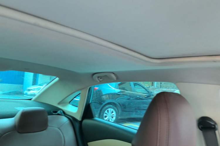 Used Chevrolet Monza 2020 320 Automatic Enjoyment Edition Headliner