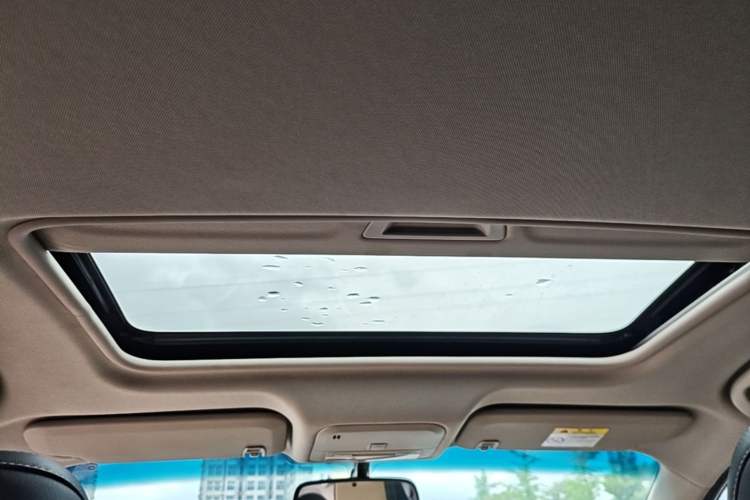 Used Chevrolet Monza 2020 320 Automatic Enjoyment Edition Headliner