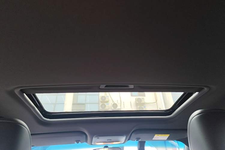 Used Chevrolet Monza 2020 Light Hybrid RS 330T Automatic Comfort Edition Headliner