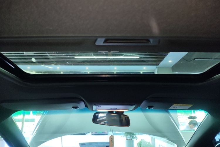 Used Chevrolet Monza 2020 Light Hybrid RS 330T Automatic Comfort Edition Headliner