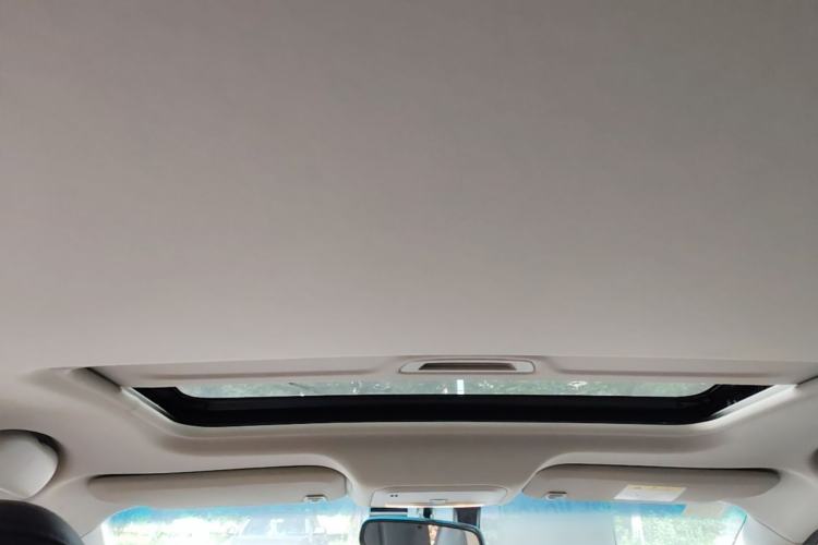 Used Chevrolet Monza 2020 320 Automatic Enjoyment Edition Headliner
