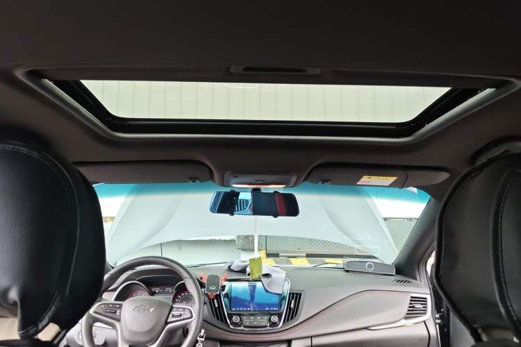 Used Chevrolet Monza 2020 Light Hybrid RS 330T Automatic Comfort Edition Headliner