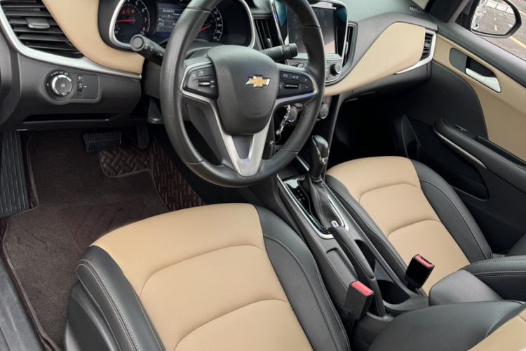 Used Chevrolet Monza 2020 320 Automatic Enjoyment Edition Interior 1