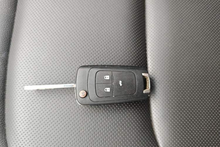 Used Chevrolet Monza 2020 Light Hybrid Redline 320T Dual-Clutch Joyful Edition Interior 1